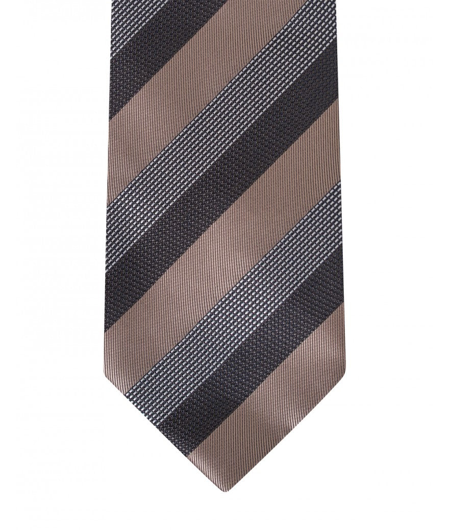 735 - 3.5 INCH TIES & HANKIES
